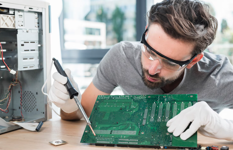 Laptop and Desktop Repair Services